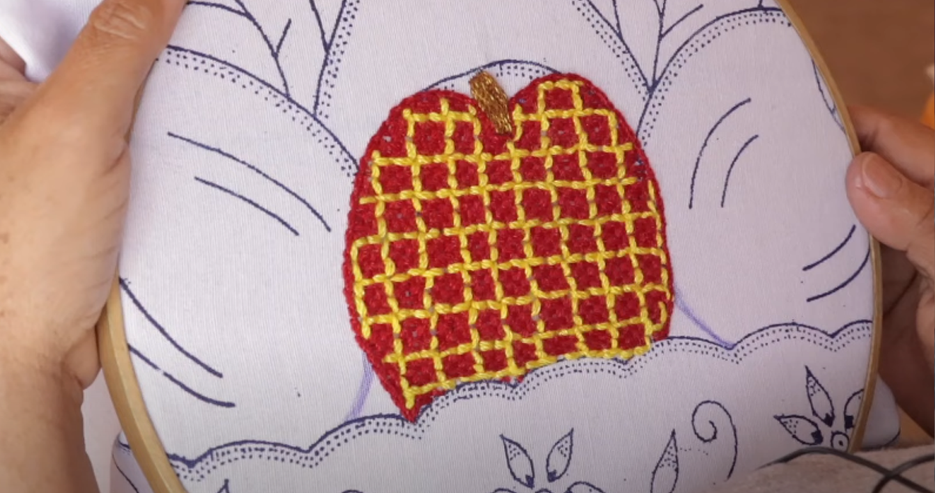 Como bordar un MANZANA PASO A PASO | BF 54