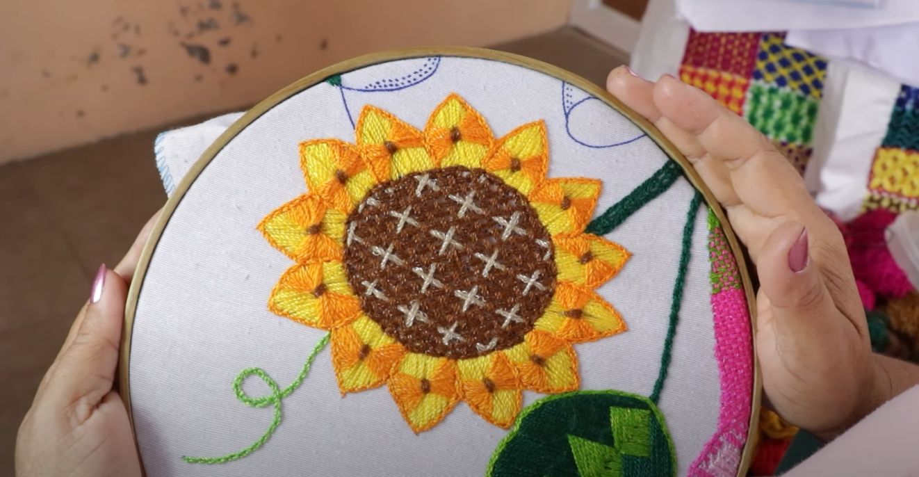 CREA este MARAVILLOSO BORDADO FACIL para GIRASOLES🌻