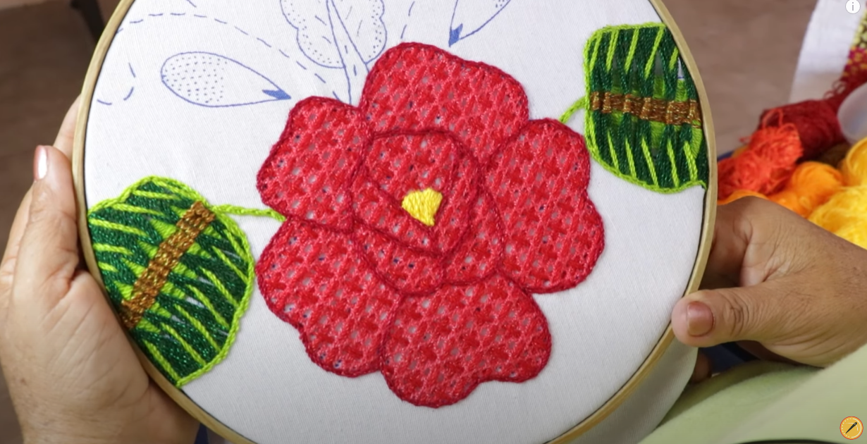 Guía Completa para Bordar una Rosa