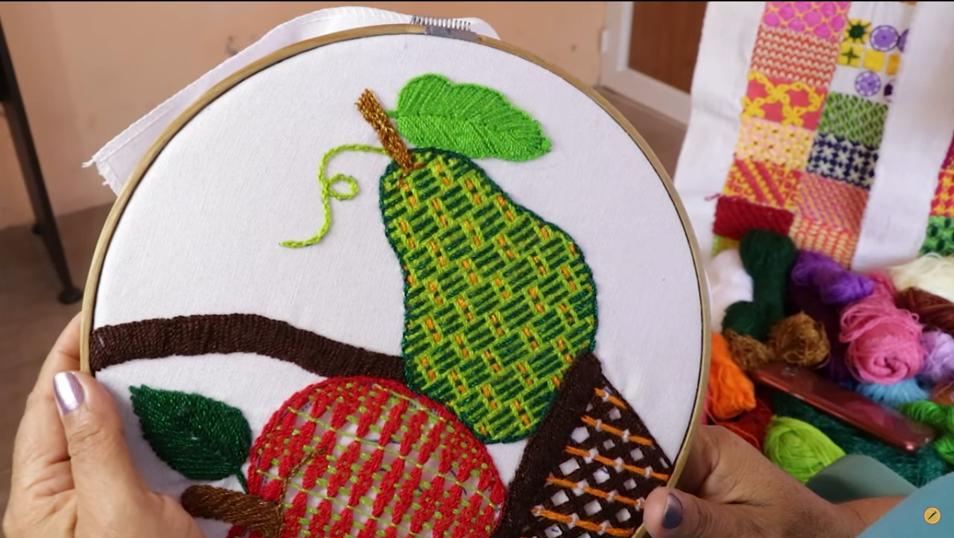 PASO a PASO para BORDAR una PERA FACIL BORDADOS