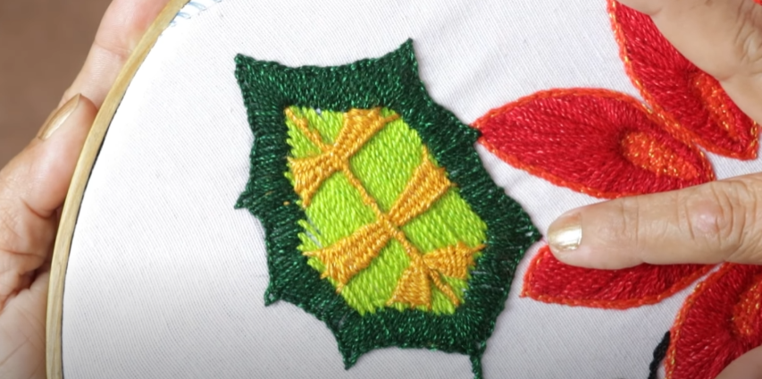 ¿Cómo BORDAR una HOJA FACIL?