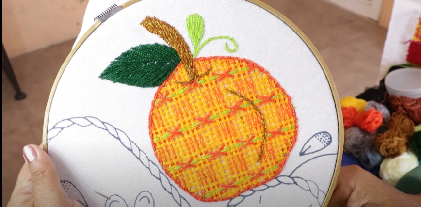 Cómo bordar una naranja con petatillo abierto